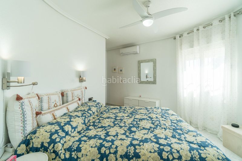 Foto 38192a4a-f3ef-4875-8205-d643c6b755e8. Casa amb piscina a Playa Flamenca Orihuela