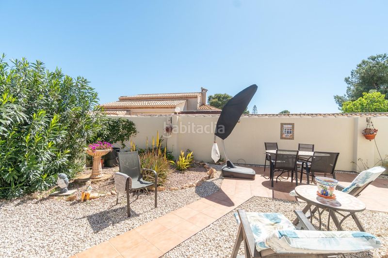 Foto 5e27e47e-ee1b-42a5-8525-42e5c4e5e144. Casa amb piscina a Playa Flamenca Orihuela