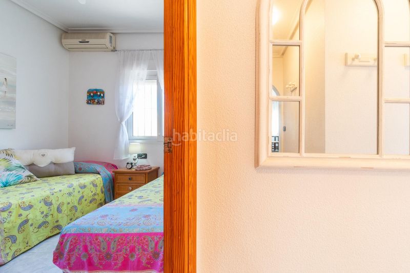 Foto 6c0a4e2b-7286-4242-9941-8f1870e9ed95. Casa amb piscina a Playa Flamenca Orihuela
