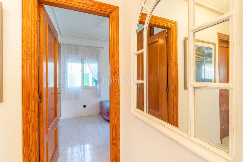 Foto 6d031fbb-8237-41da-a210-f086e1aed490. Casa amb piscina a Playa Flamenca Orihuela