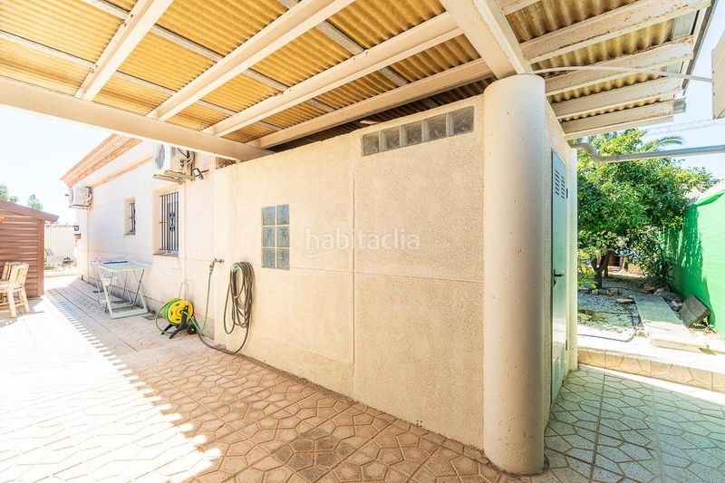 Foto 6dd4fa61-86c3-48cb-82ea-34858f99c7df. Casa amb piscina a Playa Flamenca Orihuela
