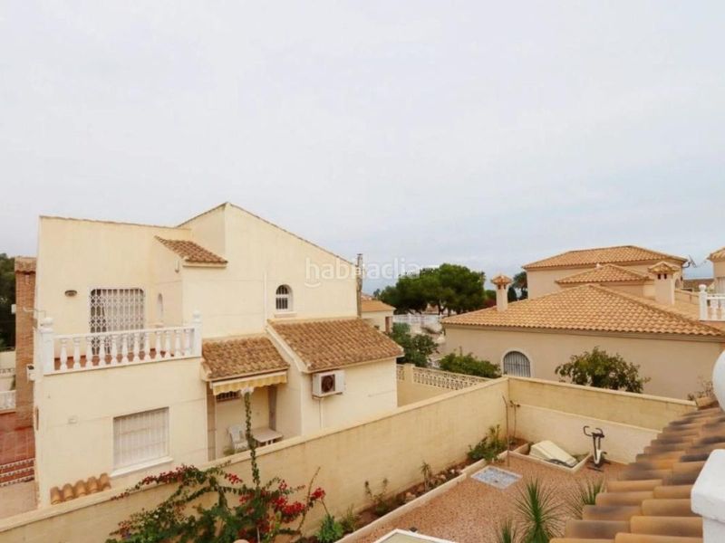 Foto 6c754a81-4115-4065-a8a8-d6997e650a1e. Casa a Playa Flamenca Orihuela