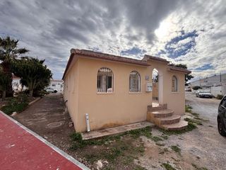 Casa a Zona Carrefour - Urbanizaciones