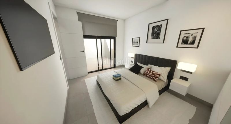 Foto cf3e1fa2-b9ee-4706-85d7-a41e0edcda5c. Casa amb piscina a Centro Alcázares (Los)