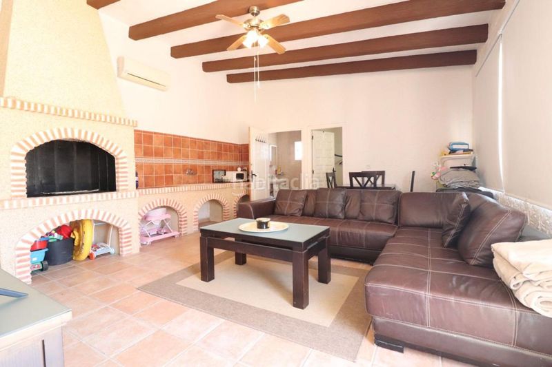 Foto 7a89e8fe-e838-406a-aef2-d36bba77a152. Casa a Almoradí