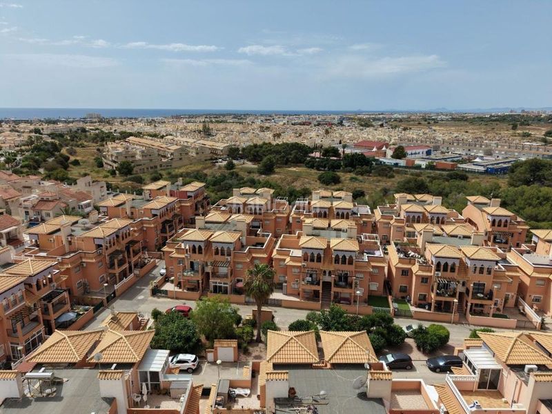 Foto 9e8b9772-63a2-4813-8b45-d6e62fd134ff. Dúplex a Playa Flamenca Orihuela