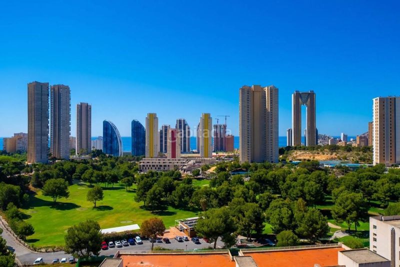 Foto 0bfdf5b1-bd96-4316-a5ef-a9bd34aaab37. Apartament a Via Parque Benidorm