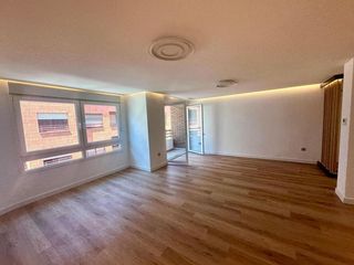 Apartamento en Ensanche-Diputación