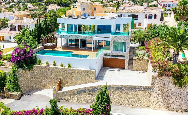 Foto e5b205b7-b30b-4aa1-b110-f53bb5e3f380. Casa a Canuta Calp