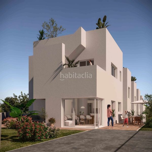 Foto 51e5c1a2-b27b-4ce2-bec0-624d8b4599b2. Casa adossada a Monforte del Cid