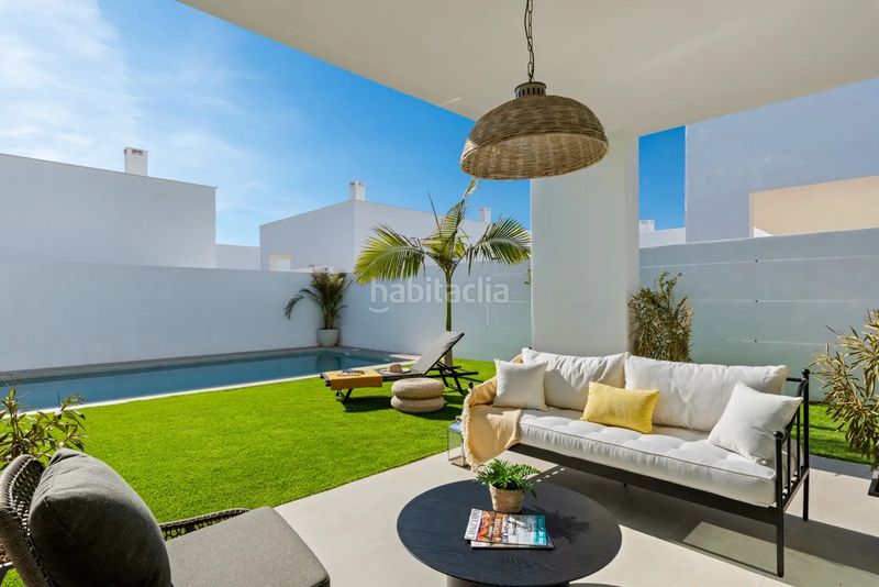 Foto d07d1f75-89f5-4091-b9bf-805242030e0d. Casa amb piscina a Islas Menores-Mar de Cristal Cartagena