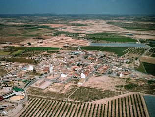 Casa a Jerónimo y Avileses