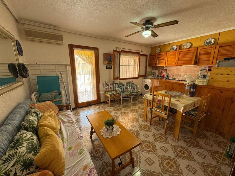 Foto 221d191f-5781-4f74-809e-b55e0e259324. Casa a Playa de los Náufragos Torrevieja
