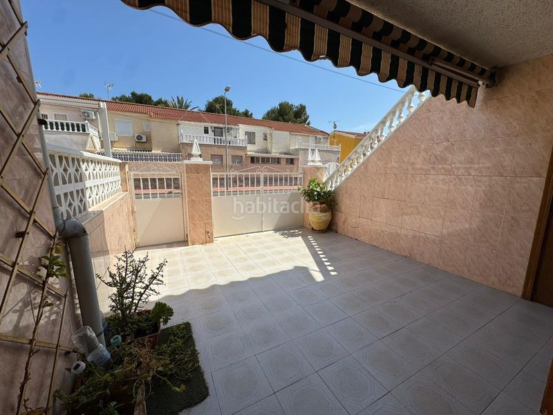 Foto e6988896-99e9-4cab-82e1-4e15c2e2aaac. Casa a Playa de los Náufragos Torrevieja