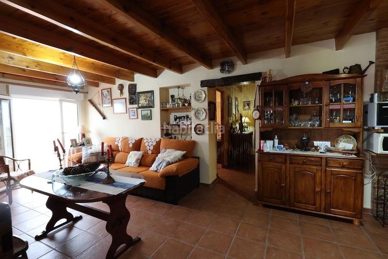 Foto 01026277-3253-4dc6-b716-2ae9b3b73412. Casa amb piscina a Fortuna