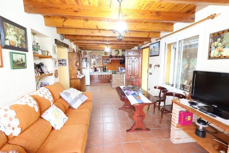 Foto 59c48a26-6f3b-4129-9764-57e376a3022d. Casa amb piscina a Fortuna