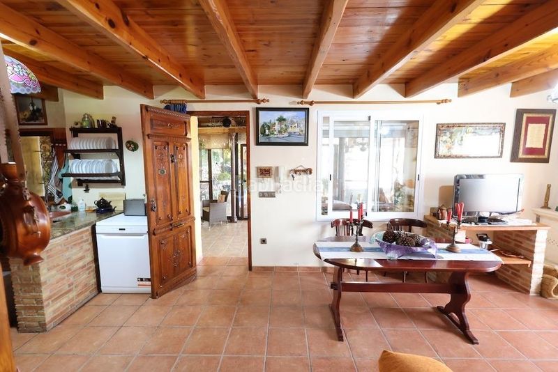 Foto b9f2b5cd-90fb-4c4c-aa77-c2c6e9da6d35. Casa amb piscina a Fortuna