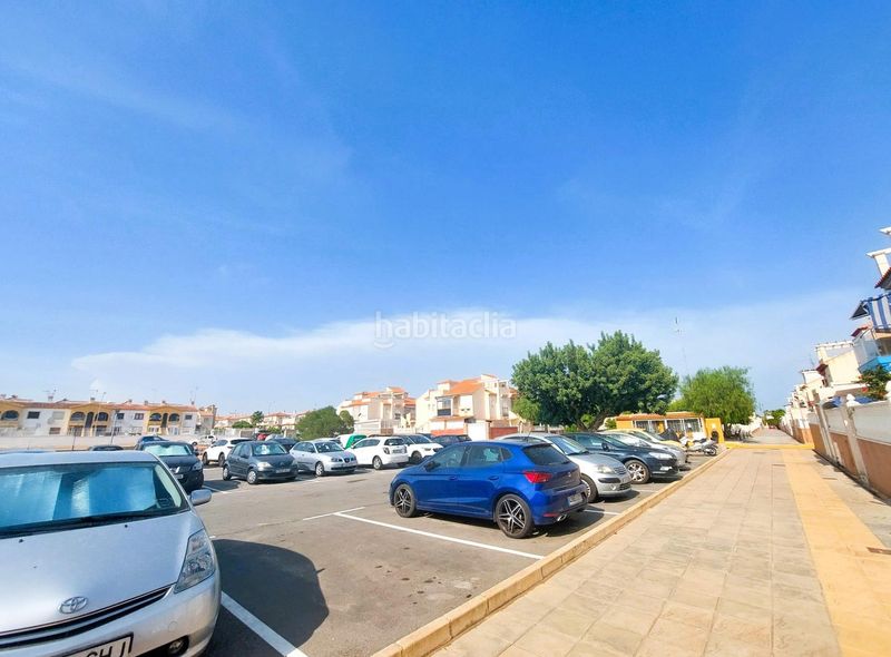 Foto 03afc399-f08f-4a79-8038-310cb32d956d. Casa amb piscina a Playa Flamenca Orihuela