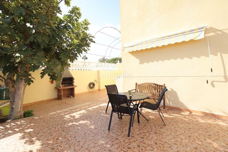 Foto e7a4d883-45b9-492a-812f-d8948501c73e. Casa amb piscina a Playa Flamenca Orihuela