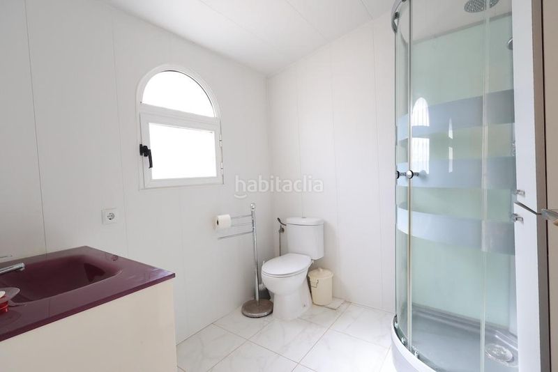 Foto f9a75330-38c6-4714-b7fe-9abda3eeae6c. Casa amb piscina a Playa Flamenca Orihuela