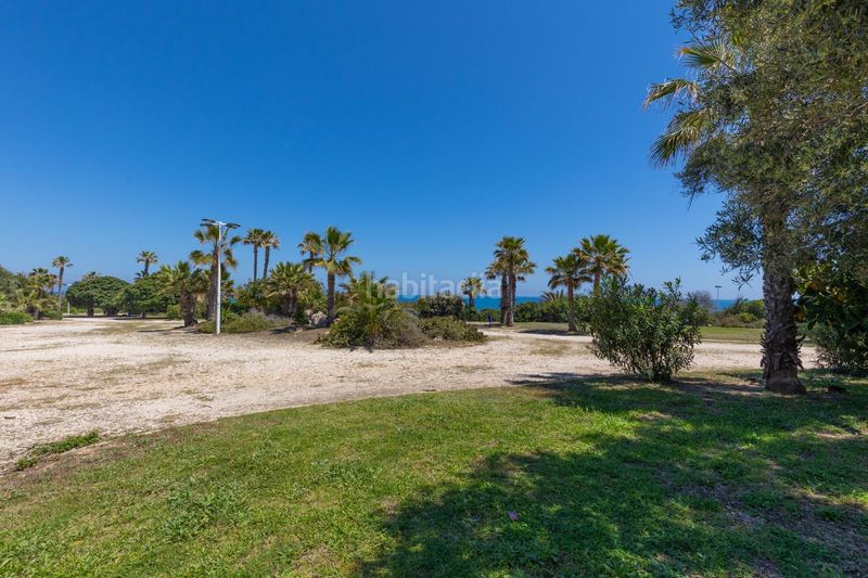 Foto fe70303f-8565-4052-84c2-f9f9d1b5be42. Apartament amb piscina a Cabo Cervera Torrevieja