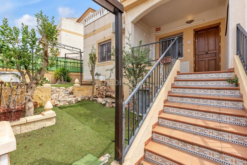 Foto e4b1c537-8246-4e3e-a18f-49de36f8c304. Casa en La Florida Orihuela