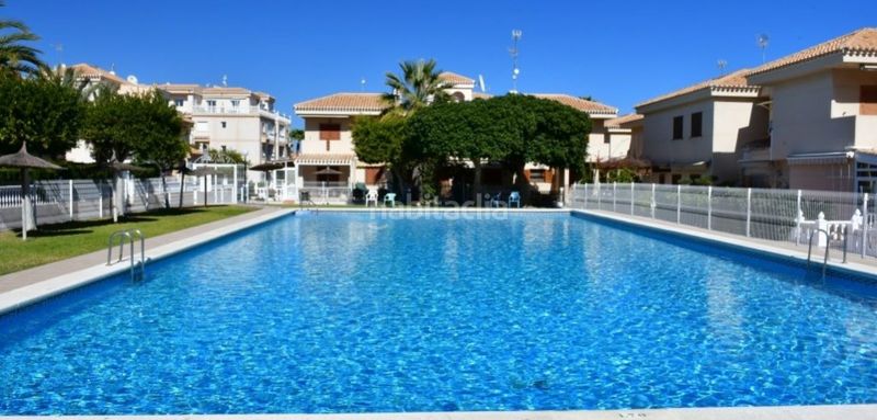 Foto 74877d12-81f8-4b36-afb3-28566bcb17d1. Apartament amb piscina a Playa Flamenca Orihuela