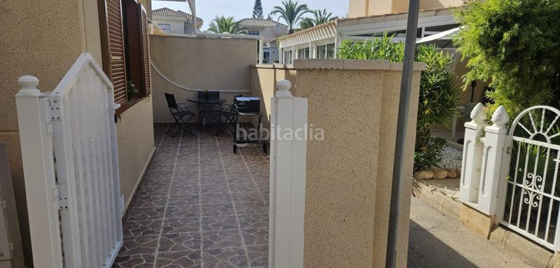 Foto 7ec97314-daa9-4b95-b7f2-1bbb3286fd8e. Apartament amb piscina a Playa Flamenca Orihuela