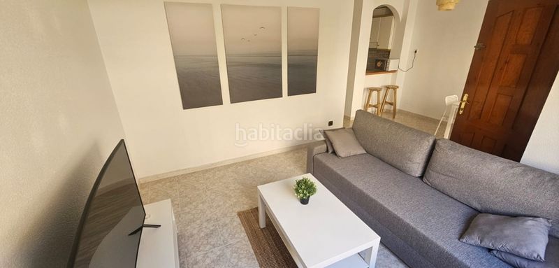 Foto c0957b07-3f87-41f0-bd04-9b6cef5fcae0. Apartament amb piscina a Playa Flamenca Orihuela
