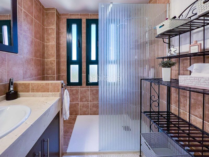 Foto a93e101a-77c2-45c8-a782-f272d7bde7d7. Apartament amb piscina a Urbanizaciones Benidorm