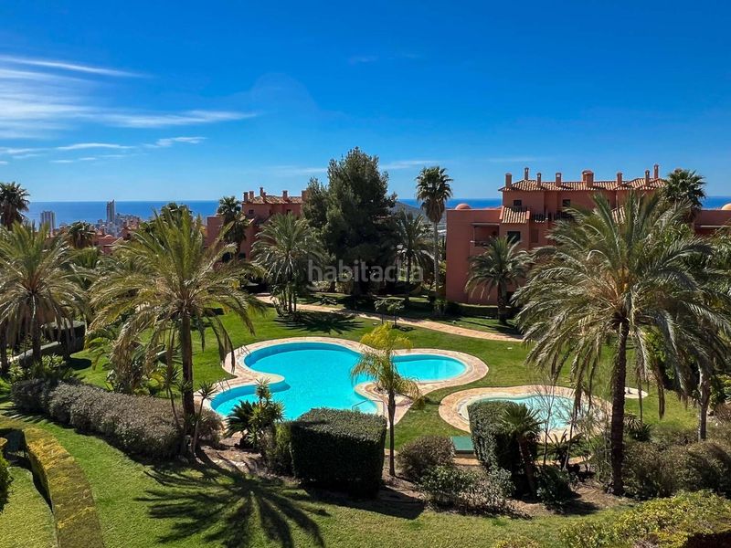 Foto de5ee892-01d8-40d8-a191-78d08bac2dc6. Apartament amb piscina a Urbanizaciones Benidorm