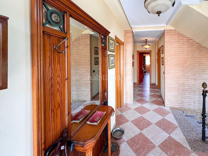 Foto 49f104e0-c220-4972-8e2e-c3d3a18274e8. Casa amb piscina a Sierra Helada Benidorm