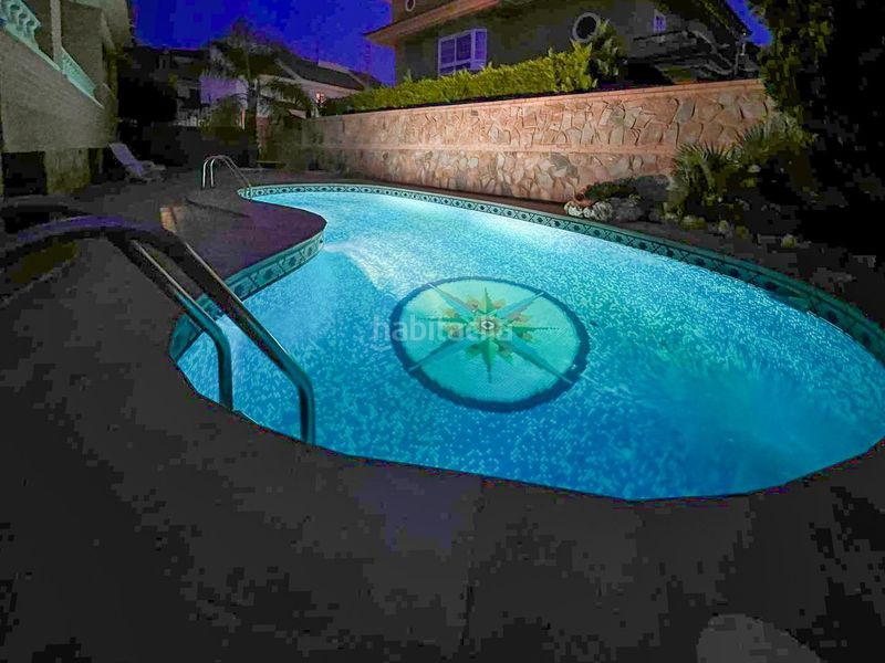 Foto 58eeae32-8755-42d8-9554-8a987e1132f6. Casa amb piscina a Sierra Helada Benidorm