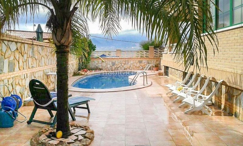 Foto 6681ac26-c186-4eaf-9594-0cef690b8bfb. Casa amb piscina a Sierra Helada Benidorm