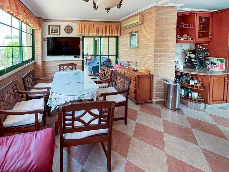 Foto a178c41c-c543-4b74-bde6-988132babae3. Casa amb piscina a Sierra Helada Benidorm