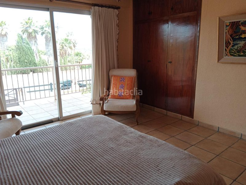 Foto 4b384684-ff2a-4c36-9010-c6e7dda695e3. Casa amb piscina a Sierra Helada Benidorm