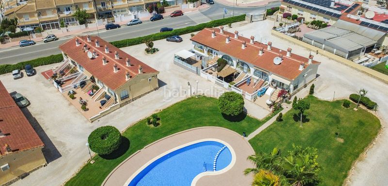Foto bb82e267-bd6a-465b-8f1d-43a384ce7927. Casa amb piscina a Rojales