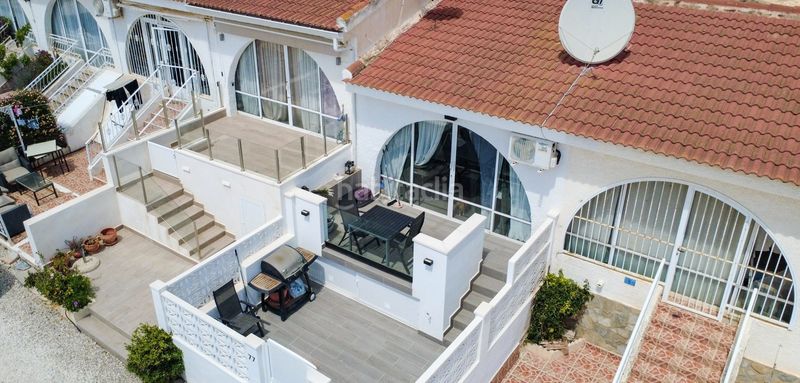 Foto c1db6470-579a-4dd3-88ad-3ac60ea552c4. Casa amb piscina a Rojales