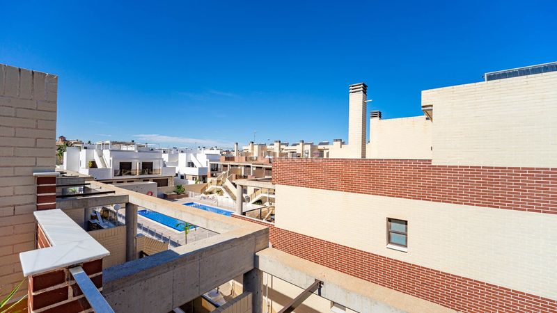 Foto 919133fb-3736-4f86-8cb1-05deb5ce75f8. Apartament a Campoamor Orihuela