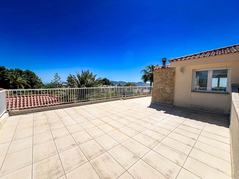 Foto 1e268848-e3d6-4d87-ad07-6856bb2c1489. Casa amb piscina a Montebello - Nou Espai Nucia (la)