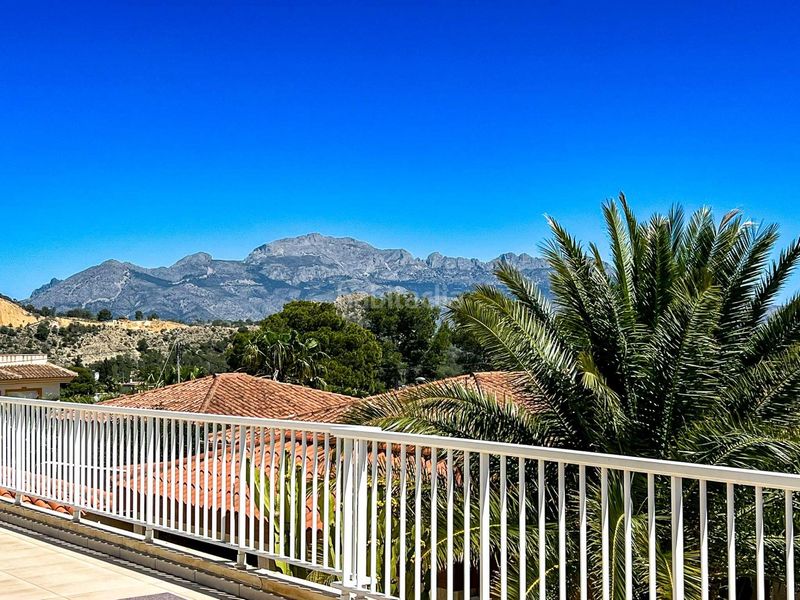 Foto 43c1e7bf-721e-4bea-97cf-c840cd80b43f. Casa amb piscina a Montebello - Nou Espai Nucia (la)
