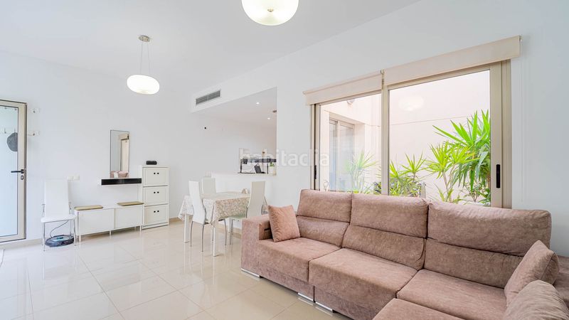 Foto 491d9b08-2058-4de9-a6ed-4d058d044089. Casa adosada en Punta Prima Torrevieja