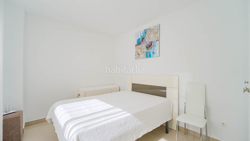 Foto d5a87869-fbb9-4ef4-8803-5ec97bc276fe. Casa adossada a Punta Prima Torrevieja