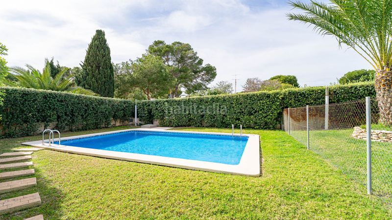 Foto d968e497-52e9-4950-b636-28e0ec7b7f36. Casa adossada a Punta Prima Torrevieja