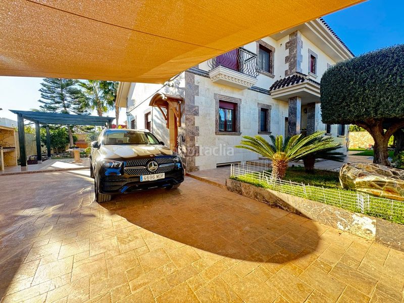 Foto 836d665b-4b7b-4429-b4f9-cf91e98ae850. Casa en Cabo Roig Orihuela