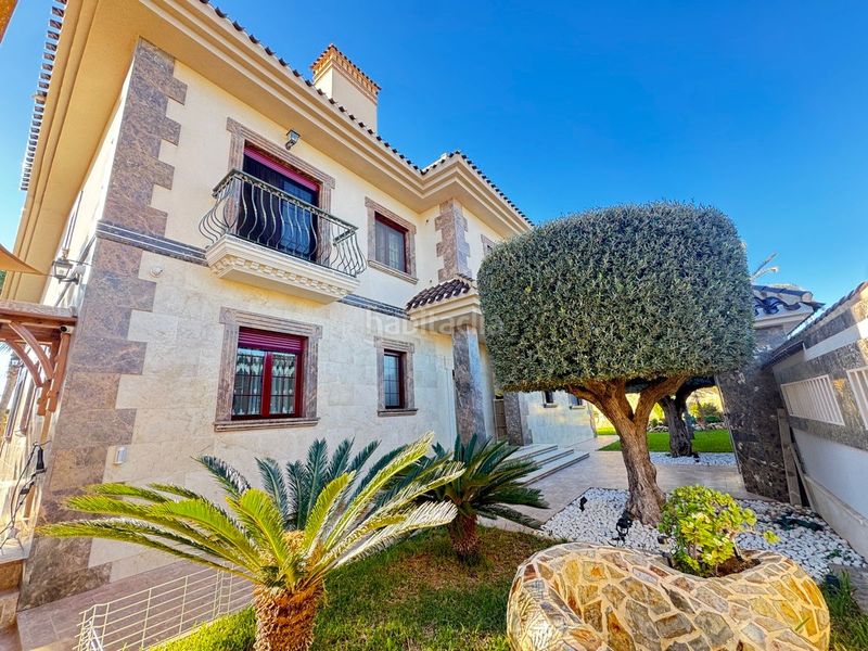 Foto d1fff717-3d9d-4524-bf11-3dd8eeff0ceb. Casa en Cabo Roig Orihuela