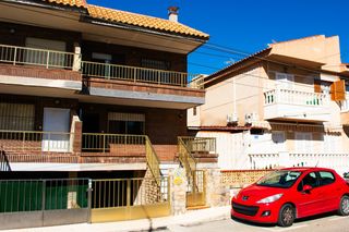Casa adosada en Torre de la Horadada
