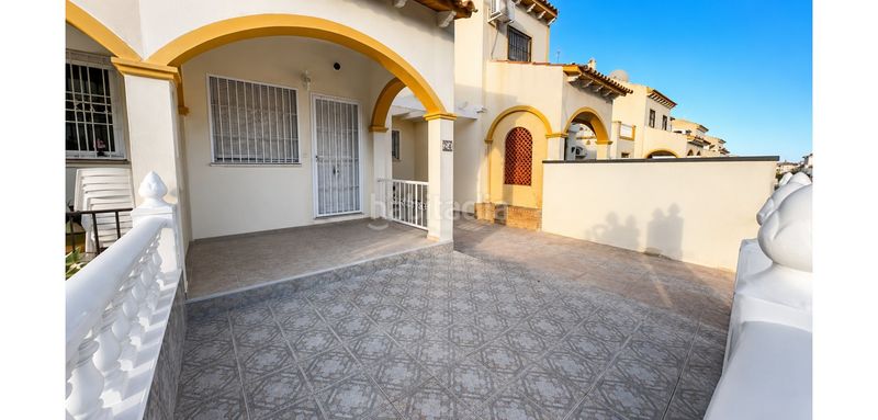 Foto 6d970399-01b8-4063-b365-213f348250a4. Casa adossada a Playa Flamenca Orihuela