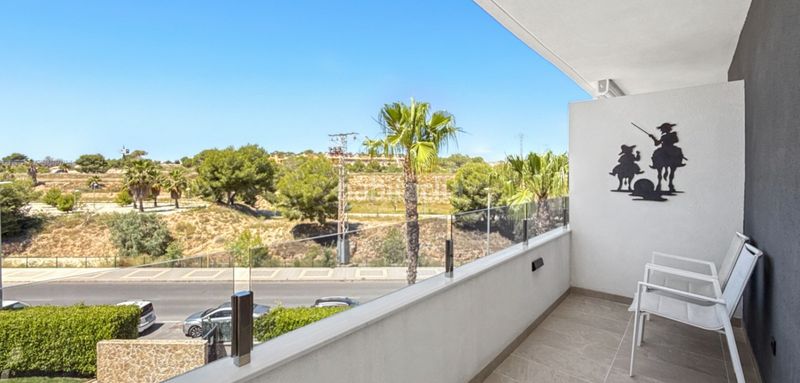 Foto 4307a73b-6957-4032-9220-3e6a7f411ffc. Apartament amb piscina a La Florida Orihuela