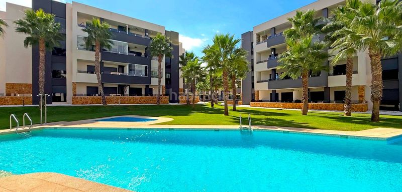 Foto c03f193f-67b5-4dd3-8ada-c0540405d5a9. Apartament amb piscina a La Florida Orihuela